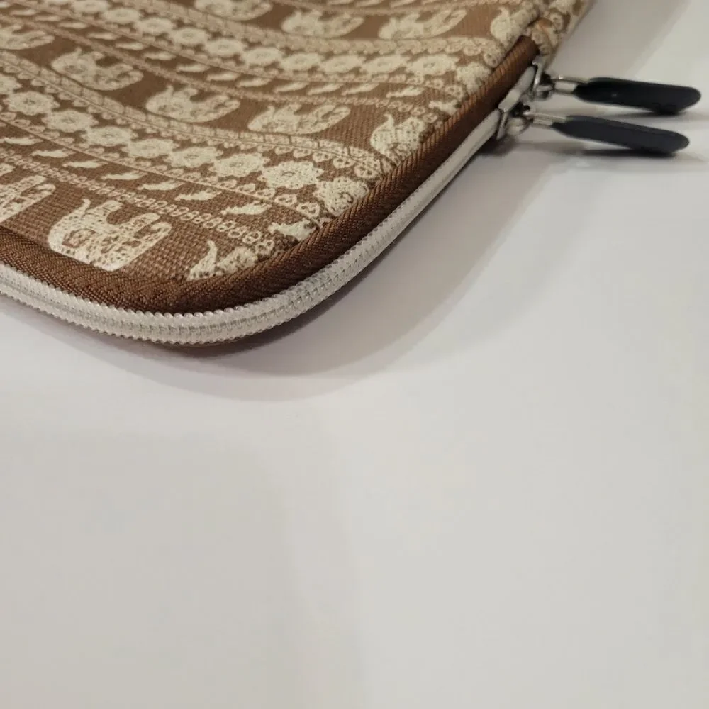 Kamor elephant laptop sleeve